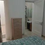 Modern With Ensuite - Valley View And Pool