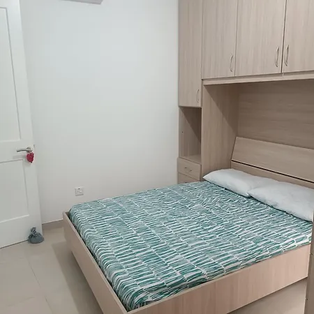 Modern Rooms With Ensuite And Ac - Sea View And Comunal Pool