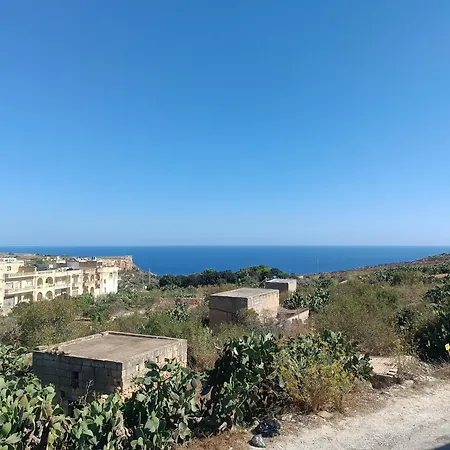 Modern With Ensuite And Ac - Sea View And Comunal Pool نادور