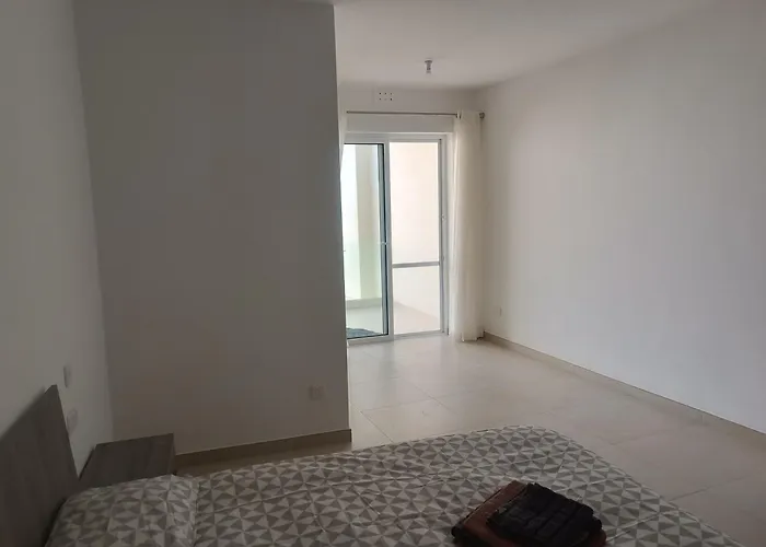 Pensjonat Modern With Ensuite - Valley View And Pool 3*